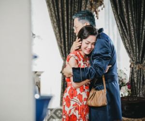 Tái hôn ở tuổi 55, ngày thứ 2 sau đám cưới, thấy cảnh tượng trong phòng tôi ngã gục