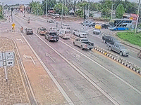 Xe buýt mất lái tông hàng loạt phương tiện đang dừng đèn đỏ