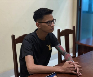 Bắt đối tượng sinh năm 2003 tổ chức đưa nhiều thanh niên ra nước ngoài để lừa đảo qua mạng: Lương tháng 800 USD, có cả thưởng... chuyên cần