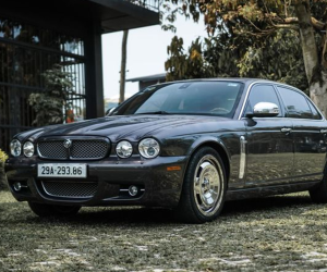 Chi tiết Jaguar XJ Vanden Plas chạy 16 năm, vẫn độc nhất Việt Nam