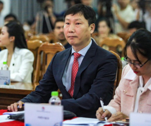 HLV Kim Sang-sik lên sóng công bố danh sách tập trung đội tuyển Việt Nam