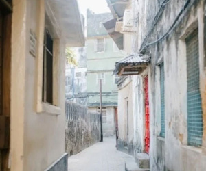 Vay cả họ mua được căn nhà trong ngõ sâu, người vợ trẻ lo sốt vó sau vụ cháy