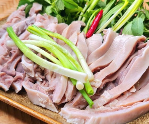 Vì sao có câu nói '1 dạ dày heo bằng 10 vị thuốc'?