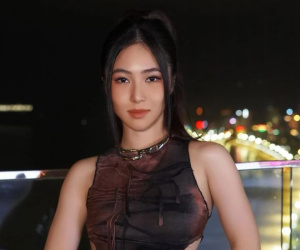 Ca sĩ Hương Tràm gửi đơn tố cáo người tung tin đồn 'sang Mỹ sinh con'