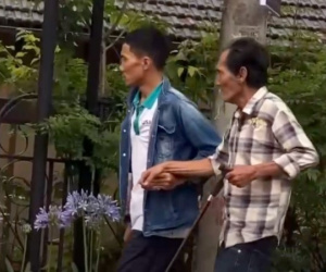 Nhạc sĩ Tô Hiếu xác nhận sức khỏe của Thương Tín yếu đi rất nhiều, xuống cấp trầm trọng