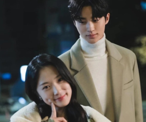 Đạo diễn Cõng Anh Mà Chạy tự khui: 'Byeon Woo Seok và Kim Hye Yoon đang hẹn hò thật mà tôi không biết cũng nên'