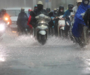 Dự báo thời tiết 2/6/2024: Hà Nội chiều tối mưa to, miền Trung nắng nóng trở lại