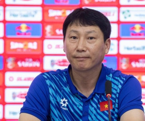 Họp báo Việt Nam - Philippines: HLV Kim Sang-sik sẵn sàng cho ngày ra mắt, chưa quyết lựa chọn Văn Lâm hay Nguyễn Filip
