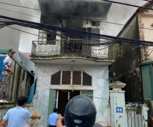 Hà Nội: Cháy nhà đúng ngày mùng 1, nghi do chủ nhà thắp hương