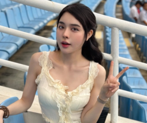 Nhan sắc đời thường bạn gái tin đồn của Văn Thanh, có khác xa ảnh sống ảo tự đăng?