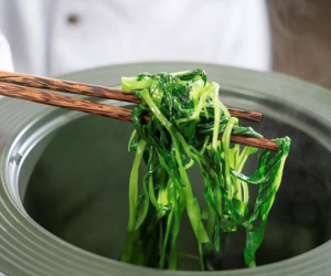 Kiêng tinh bột, chỉ ăn rau, người đàn ông phải nhập viện điều trị