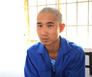 Thanh niên bán xe và điện thoại để lấy tiền 'vào nhà nghỉ' với bé gái 13 tuổi