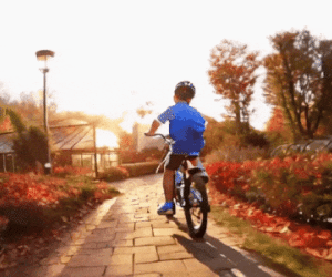 Trung Quốc công bố AI tạo video đáp trả Sora của OpenAI: Tạo video Full HD siêu thực chỉ từ văn bản