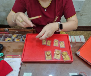 Giá vàng nhẫn tiếp tục giảm