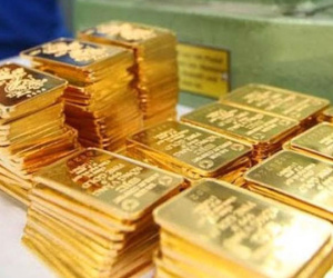 Ngân hàng bán vàng miếng SJC: Tăng điểm bán, giá giữ nguyên