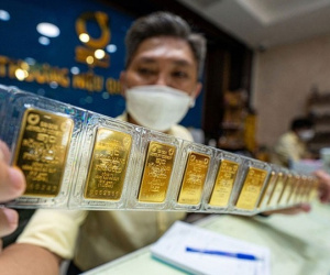 Ngân hàng Nhà nước bác tin thiếu vàng, Agribank mở thêm nhiều điểm bán vàng bình ổn giá