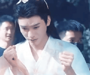Thảm họa diễn xuất Hoa ngữ khóc nấc như đứa trẻ ở phim mới, nhập tâm đến độ Dương Mịch phải an ủi