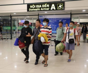 Bắt 11 đối tượng trong đường dây buôn bán cần sa 'khủng', thu giữ nhiều chồng tiền mặt