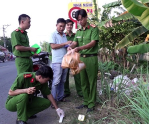 Giết vợ dã man giữa đường vì cuồng ghen