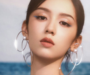 Nữ diễn viên 'đẹp chấn động thế gian' lộ clip vênh váo, bị đài truyền hình phốt thẳng mặt