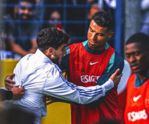 CR7 bị fan cuồng tấn công trong buổi tập trước thềm trận ra quân EURO 2024