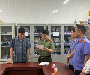 Bắt tạm giam trưởng khoa của Bệnh viện Tâm thần Trung ương I
