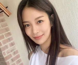 Bạn gái tin đồn của Jimin (BTS) phủ nhận tin đồn liên quan đến bê bối Burning Sun