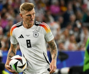 Tiết lộ: Toni Kroos suýt bỏ lỡ trận mở màn, ra sân với thuốc giảm đau vẫn chơi hay đến khó tin