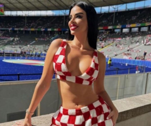 Nữ CĐV nóng bỏng nhất thế giới gặp 2 kiếp nạn tại EURO 2024