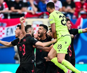 Highlights Croatia 2-2 Albania