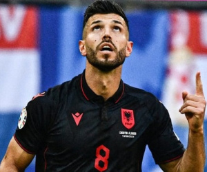 Cầu thủ vô danh tuyển Albania lập kỷ lục vô tiền khoáng hậu của EURO và World Cup