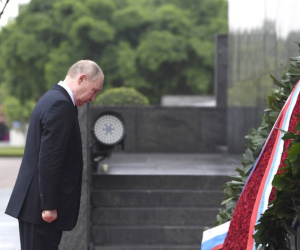 Tổng thống Nga Putin viếng Chủ tịch Hồ Chí Minh và tưởng niệm Anh hùng Liệt sĩ