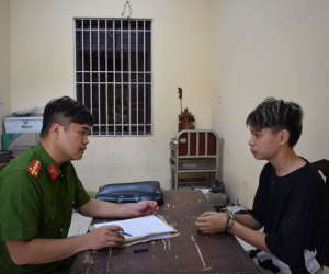 Hưng Yên: Bắt 2 đối tượng cứa cổ tài xế xe ôm cướp tài sản