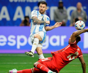 Messi 'nhảy múa', Argentina thắng đẹp trận khai mạc Copa America 2024