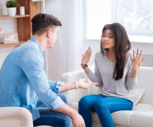 Chồng đưa cho vợ 5 triệu/tháng nhưng giọng 'ra lệnh' như thể 50 triệu, tối hôm kia bỗng dưng anh bàn thêm một việc khiến tôi tức ứa gan