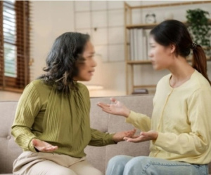 Lương hưu của mẹ 9 triệu/tháng nhưng anh cả đẩy cho chúng tôi chăm sóc, sau 2 tháng chung sống, tôi phải ngả mũ bái phục chị dâu