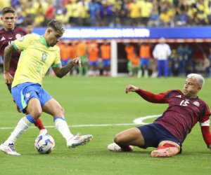 VAR can thiệp, Brazil gây thất vọng trận ra quân Copa America