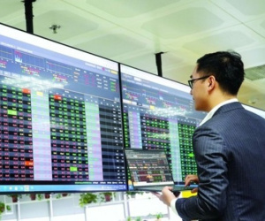 Ví điện tử kéo người dùng chơi chứng khoán, mua 1 cổ phiếu cũng được, mức phí phải trả là điều gây bất ngờ