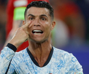 EURO 2024: Cơn giận và nỗi thất vọng Ronaldo