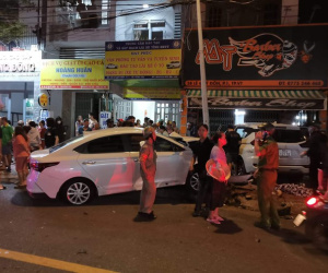 Hiện trường kinh hoàng vụ nữ tài xế tông loạt xe máy ở Vũng Tàu khiến 2 người tử vong tại chỗ