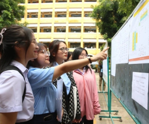 Giám đốc Sở GD-ĐT TP HCM nêu hướng xử lý vụ việc cán bộ coi thi ký nhầm