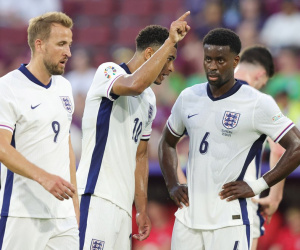 Gary Neville: Tuyển Anh chơi tệ cả 4 trận ở EURO