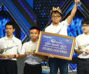 Nam sinh Chuyên Quốc học Huế giành chiến thắng nghẹt thở, vào chung kết Olympia 2024