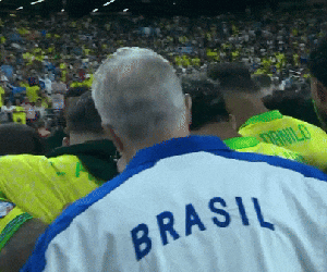 HLV Brazil bị cầu thủ cho ra rìa trước loạt luân lưu