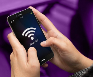 Nguy hiểm khó lường khi sử dụng Wi-Fi công cộng miễn phí