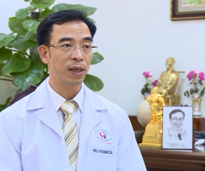 Cựu Giám đốc Bệnh viện Bạch Mai Nguyễn Quang Tuấn nói lí do xin thực hành tại Bệnh viện Hữu Nghị