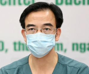 Vừa được ra tù, GS Nguyễn Quang Tuấn viết đơn xin thực hành tại bệnh viện, trở lại ngành y