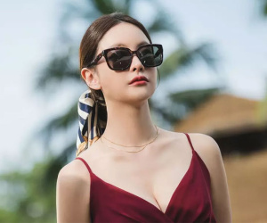 Mỹ nhân bị 1000 đoàn phim từ chối chỉ vì phong thủy, giờ đóng toàn bom tấn khủng vẫn quá nhạt nhòa