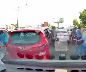 Công an làm việc với tài xế đấm gục phụ nữ trên đường ở TPHCM