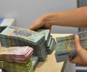 Tá hỏa vì không vay vốn cũng bị 'khủng bố' đòi nợ